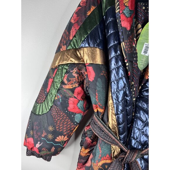 FARM Rio Black Wild Bananas Metallic Reversible puffer Jacket Belt Size L NWT - Picture 7 of 13
